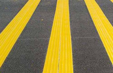 這8種不同顏色、形態(tài)的道路交通標線，有什么作用呢？