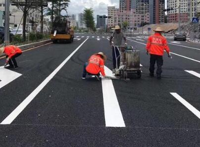 熱熔標(biāo)線施工溫度要求？道路標(biāo)線施工廠家為你介紹