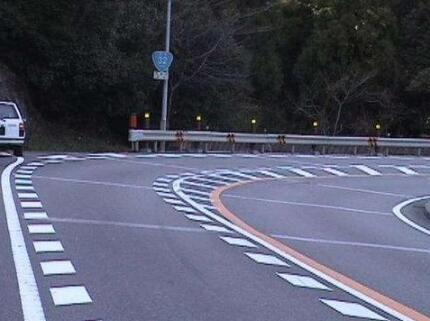 道路標(biāo)線在彎道處怎么畫？請看下文！